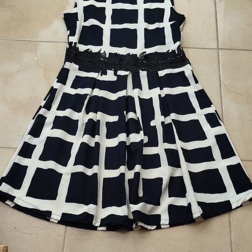 Deck 9 short dress like new, white and blue with lace detail