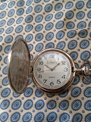 Scharz quartz pocket watch like new with embossed decoration