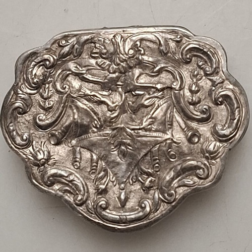 Silver engagement box used, 6.5x5.5x2 cm