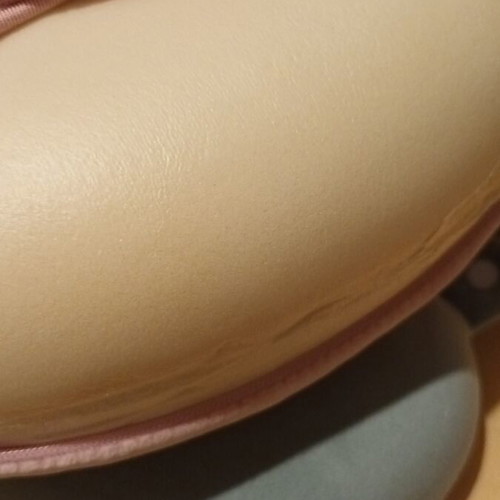 Travel pillows like new, set of 2 with memory foam and washable covers