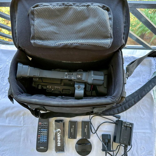 Canon XH A1E Professional HDV Camcorder like new