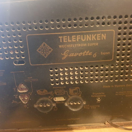 Telefunken classic tabletop tube radio used, Gavotte series 1955–1957