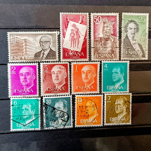 Spanish stamps used, lot of 12, canceled and MNH