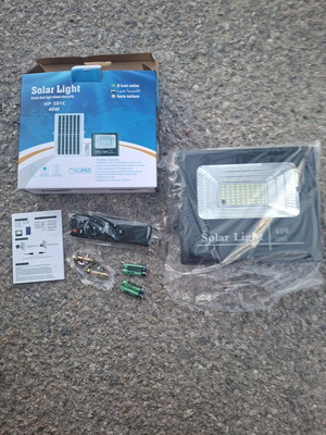 Solar LED Light 40W new with remote control