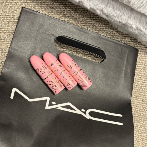 MAC lipstick set new with 3 mini nude shades