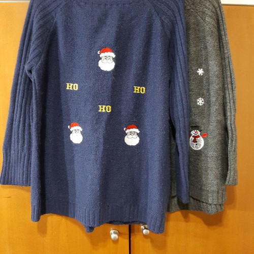 Festive sweaters used, set of 2, gray