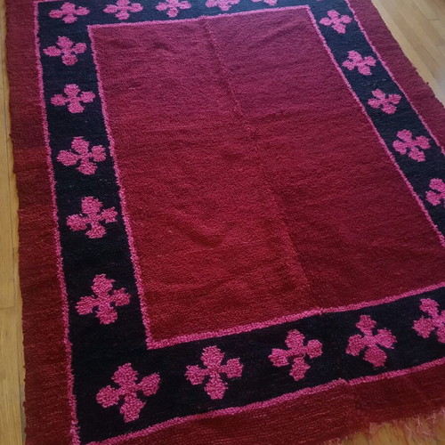 Handmade rug used 160 x 200