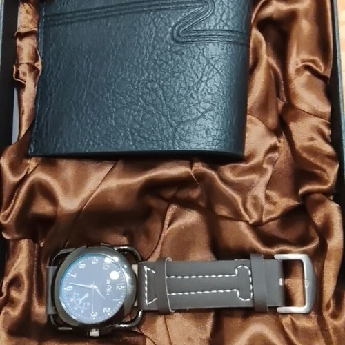 Men's watch and wallet set like new