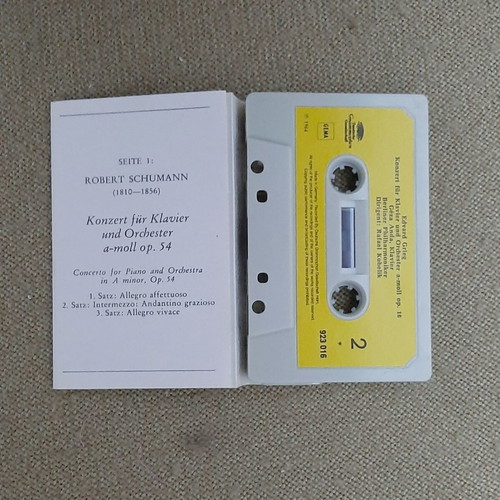 Schumann - Grieg Piano Concertos in A Minor Tape like new, classical