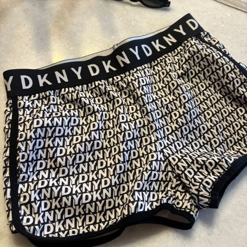 DKNY shorts new, black and white, size S