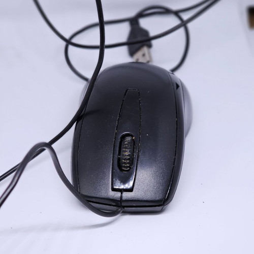 Element USB wired mouse used, functional