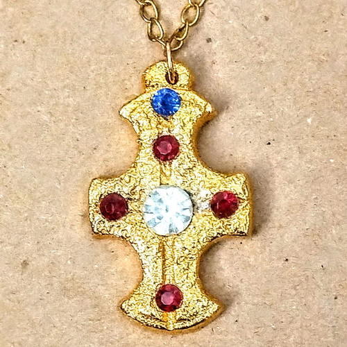 Cross with chain like new, with crystals