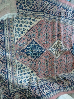 Various rugs used, different sizes