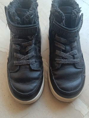 Μποτάκι παιδικό με φλις επένδυση Νο 28 H&M σαν καινούργιο, μαύρο