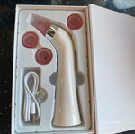 Blackhead removal device new with vacuum