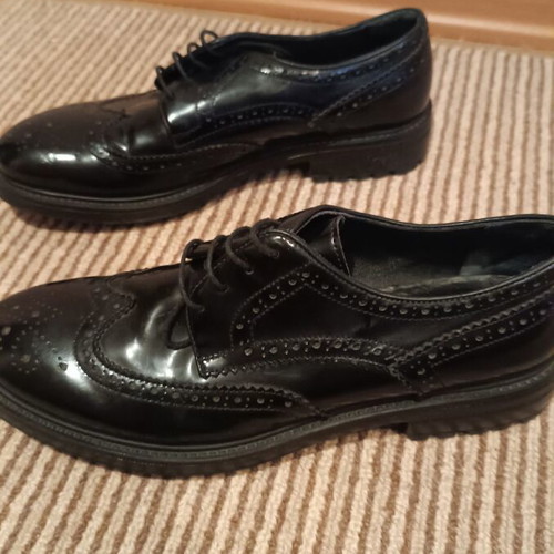 Terra brogue shoes size 44 like new, black elegant