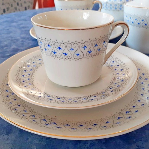 King Fine Porcelan Tea Set