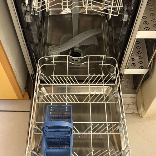 Indesit dishwasher 40cm