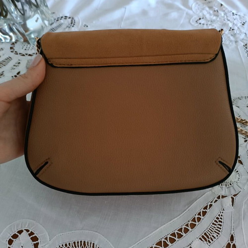 H&M crossbody bag with suede leather and gold chain, like new
