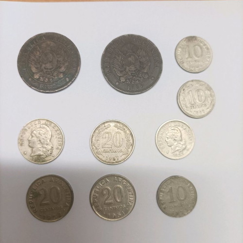 Lot of 34 used Argentine coins