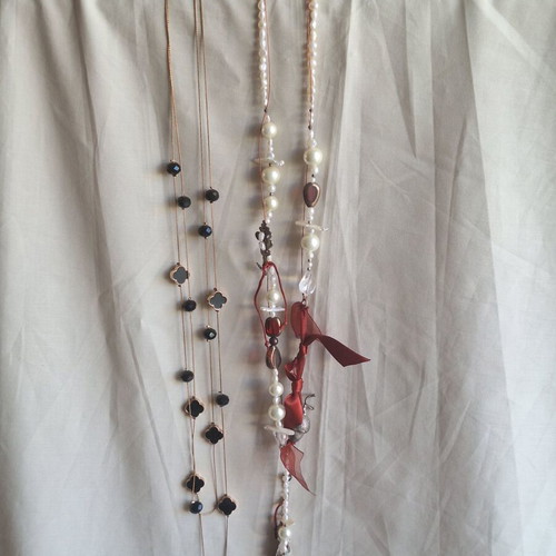 Necklace set with boho pearls and elegant cross, like new