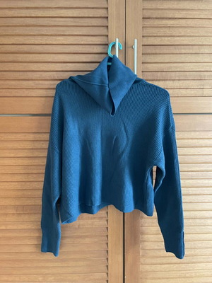 Oversized Rib Knit Turtleneck in Petrol Color, Like New, Small