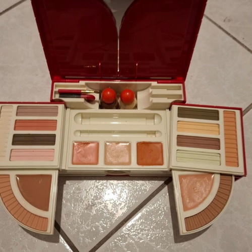 Pupa Riflessys makeup palette new