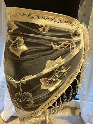 Pareo scarf like new