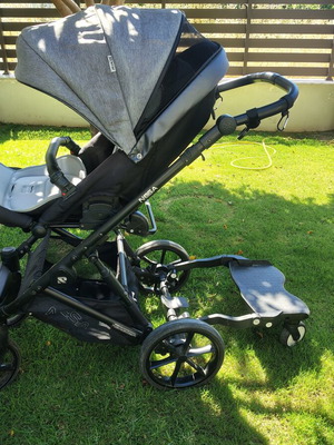Riko 3-in-1 Baby Stroller like new with step for second child