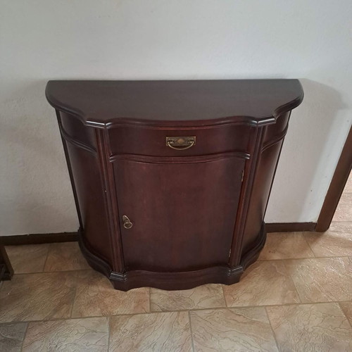 Small wooden buffet like new