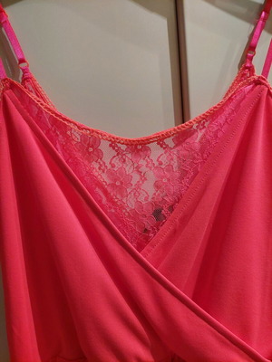Ολοσωμη φόρμα σορτς H&M ροζ σαν καινούργιο, μέγεθος S