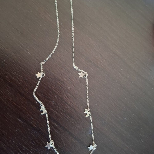 Necklace length 53 cm like new, silver color