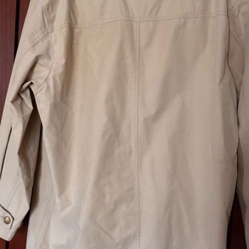 Lacoste spring and summer jacket like new, beige