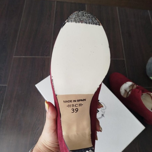 Flamenco dance shoes, size 39, red