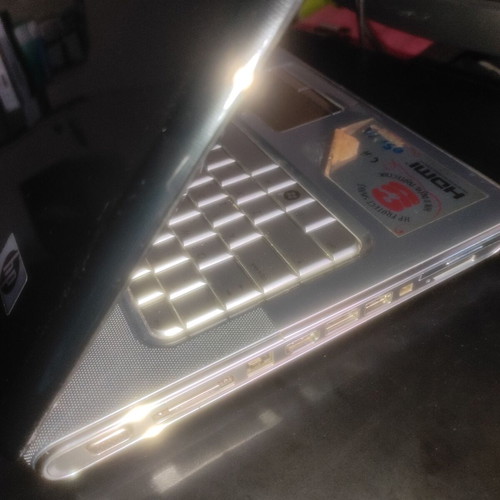 HP Pavilion dv6-1050ev laptop screen, keyboard & chassis for parts