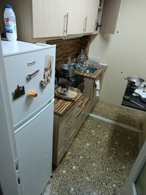 United refrigerator like new, 5 years old