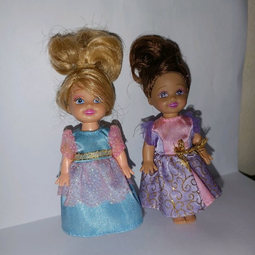 Barbie Kelly Island Princess used mini-dolls from Swing & Twirl Tika set