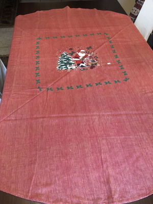 Round Christmas tablecloth 1.80m new