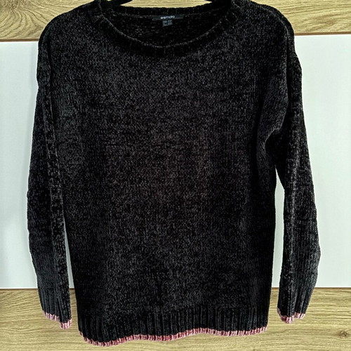 Esmara black pullover sweater like new, size XS