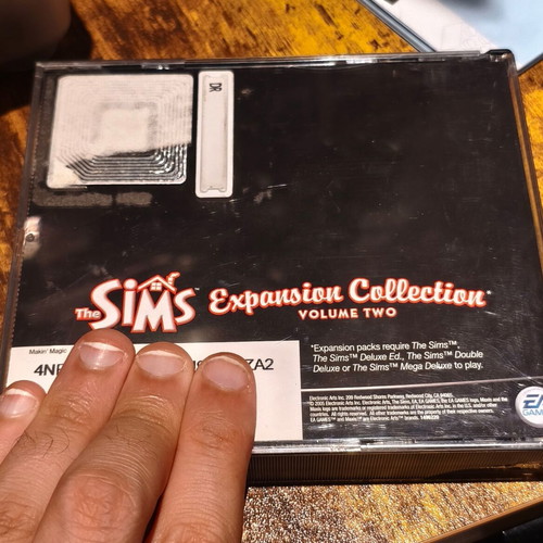 The Sims Expansion Collection Volume Two PC CD (Hot Date + Makin' Magic)
