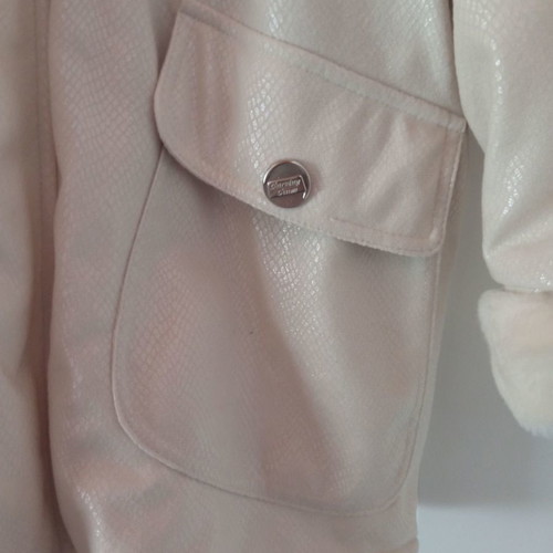 Girls' jacket size 12 used, white with faux fur cuffs and collar