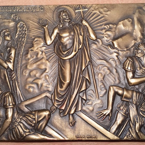 Bronze medal used with depiction of the Resurrection of Jesus Christ