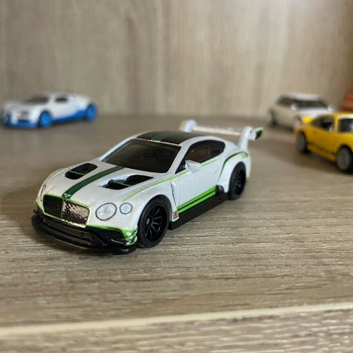 Hot Wheel exclusive collection like new