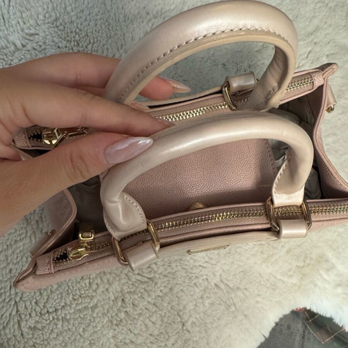 Axel shoulder bag new, medium size, pink
