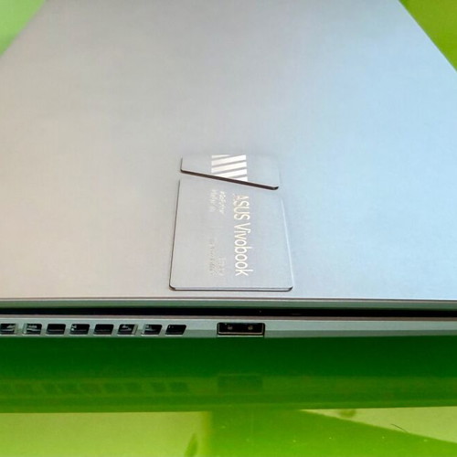 Asus Vivobook S15 OLED 2.8K 120Hz Ryzen 7 5800H 16GB RAM 1TB SSD Windows 11 Home like new