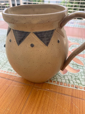 Ceramic jug, solid ceramic
