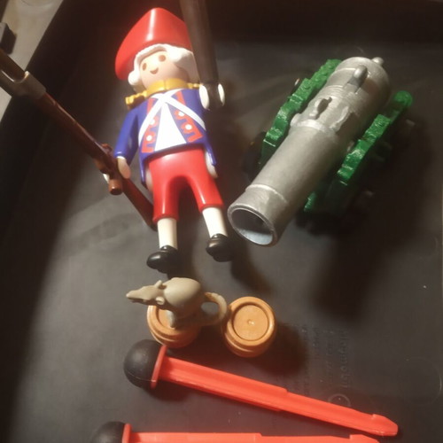 Playmobil pirates like new set with case and brochures
