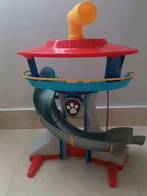 Paw Patrol Lookout Tower like new