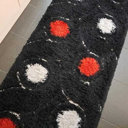 Black runner rug used with white and red circles 2.27x0.65 m