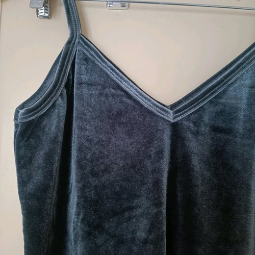 Velvet top like new, dark gray, size S